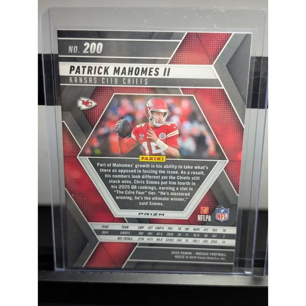 2025 Panini Mosaic Patrick Mahomes II Red Mosaic Prizm #200 Chiefs